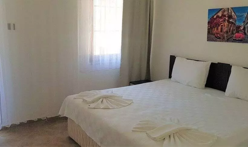 Santo Akyaka Home