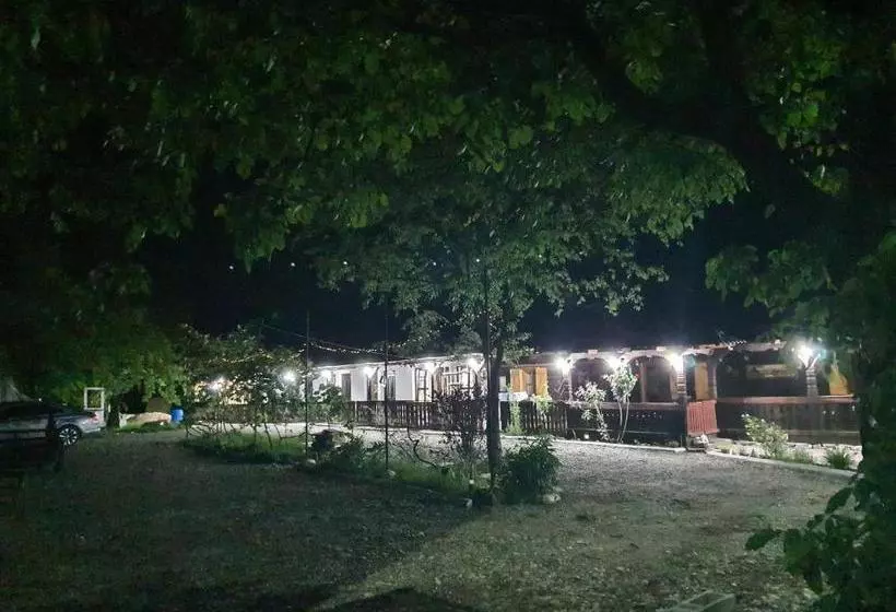 Retkeilymaja La Romaneasa