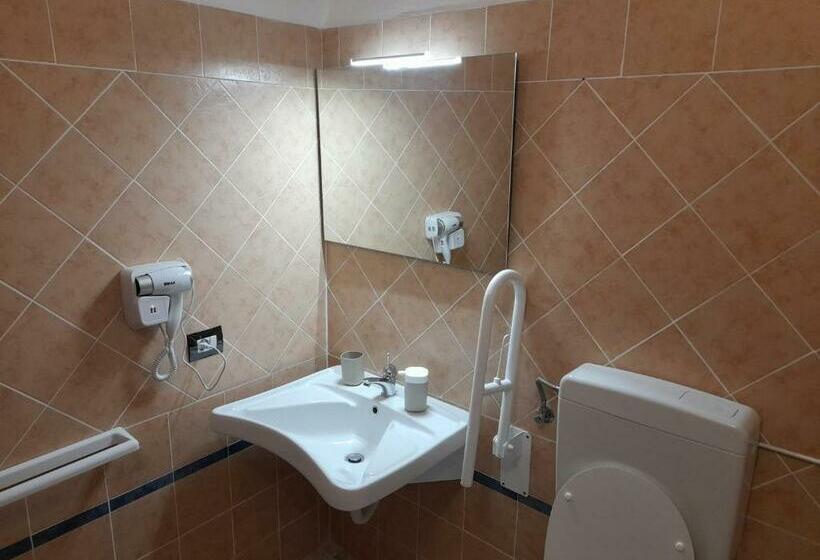 Отель Il Sasso Di San Galgano