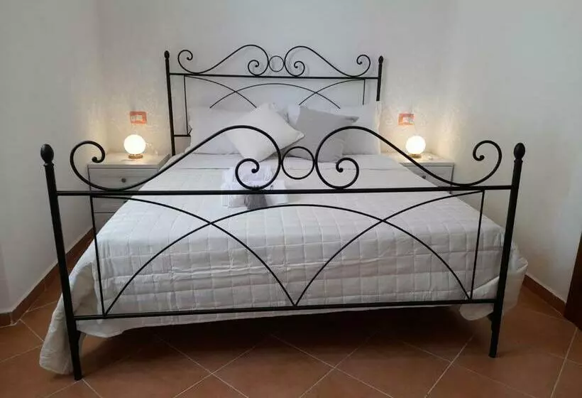 Hotelli Il Sasso Di San Galgano