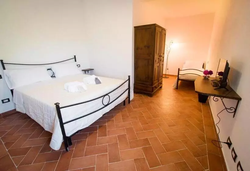 Hotelli Il Sasso Di San Galgano
