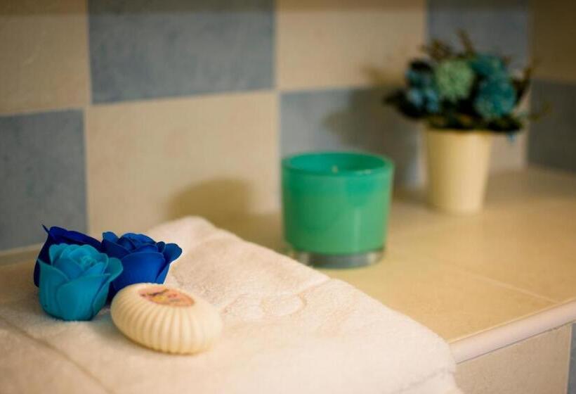 Отель Il Sasso Di San Galgano