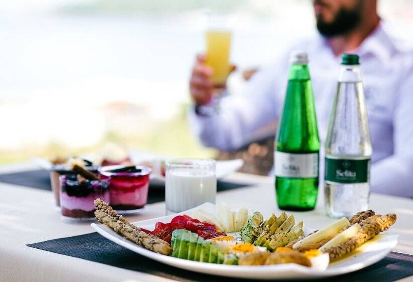 Nia Boutique Hotel By Rapo S Resort