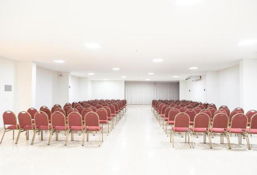 Отель Lagoon Prime