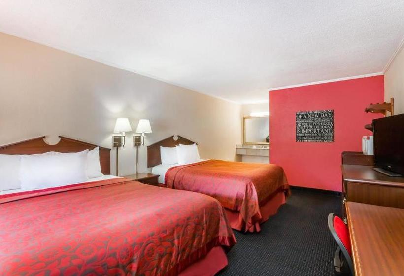 Отель The Inn At Plantation