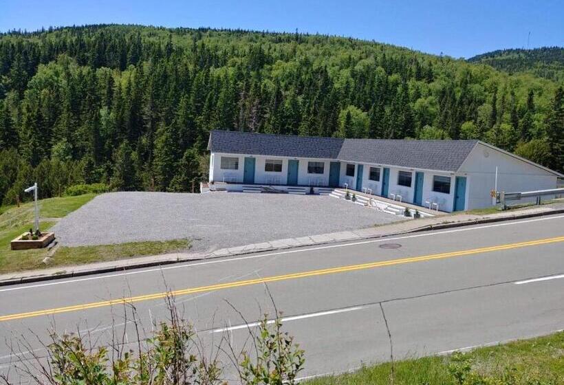 Motel En Route Vers L’infini