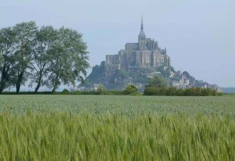 Aamiaismajoitus (B&B) Chambres De Villée