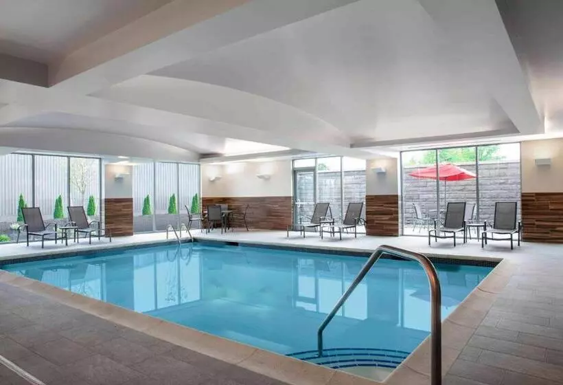 Hotelli Fairfield By Marriott Inn & Suites Lewisburg