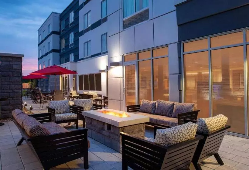 Hotelli Fairfield By Marriott Inn & Suites Lewisburg