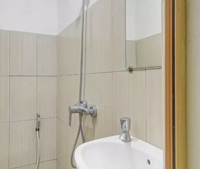 ホテル Oyo 90499  Fortune