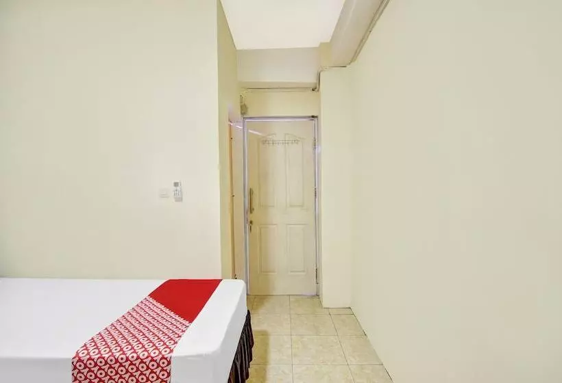 ホテル Oyo 90499  Fortune