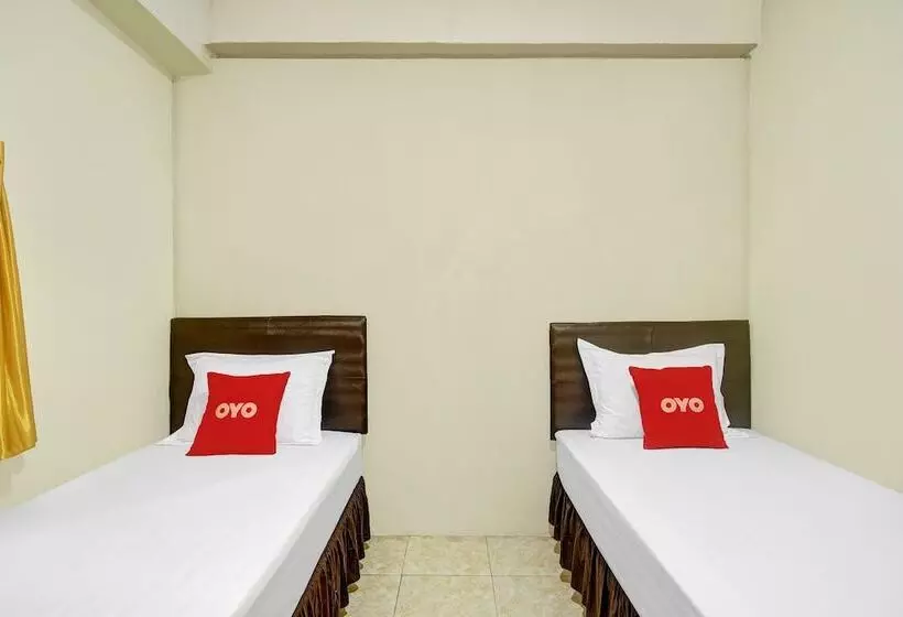 ホテル Oyo 90499  Fortune