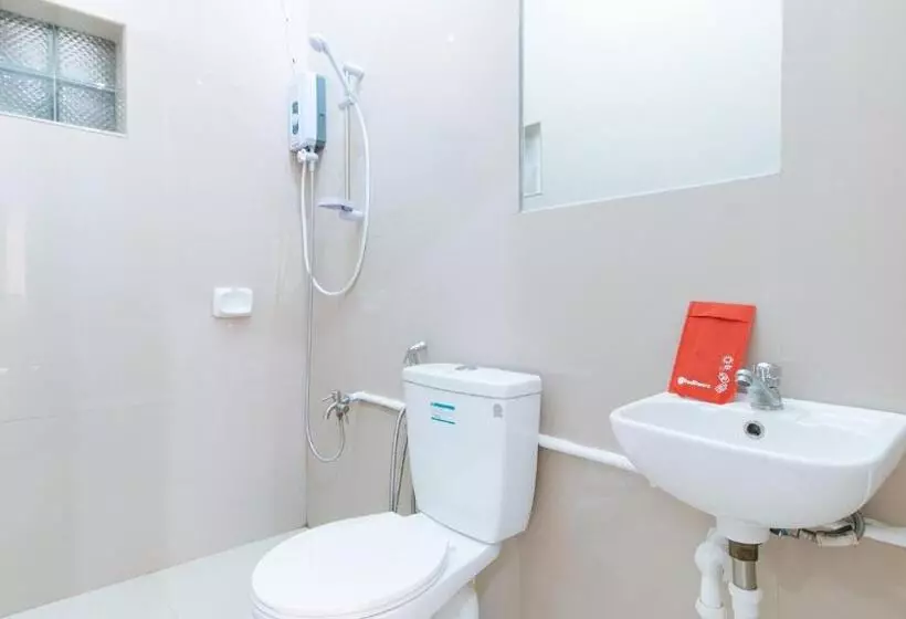 ホテル Reddoorz Plus Near Tambo Paranaque