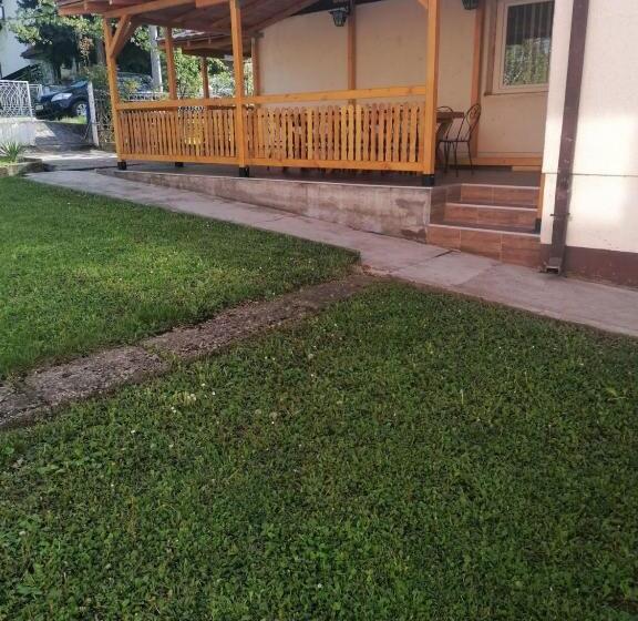 پانسیون Apartmani Rajkovic