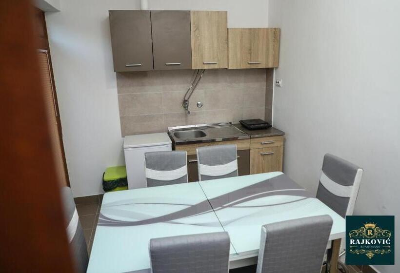 پانسیون Apartmani Rajkovic