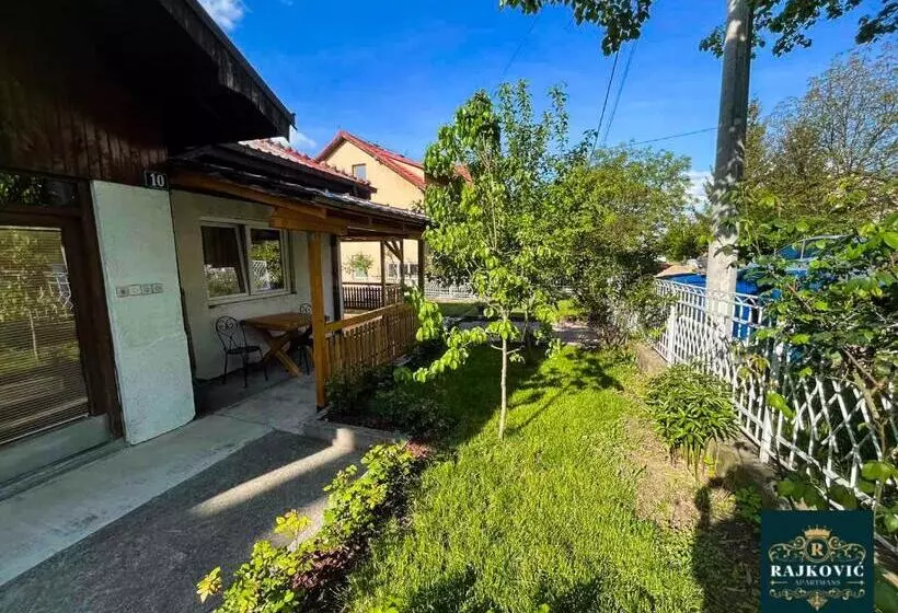 پانسیون Apartmani Rajkovic
