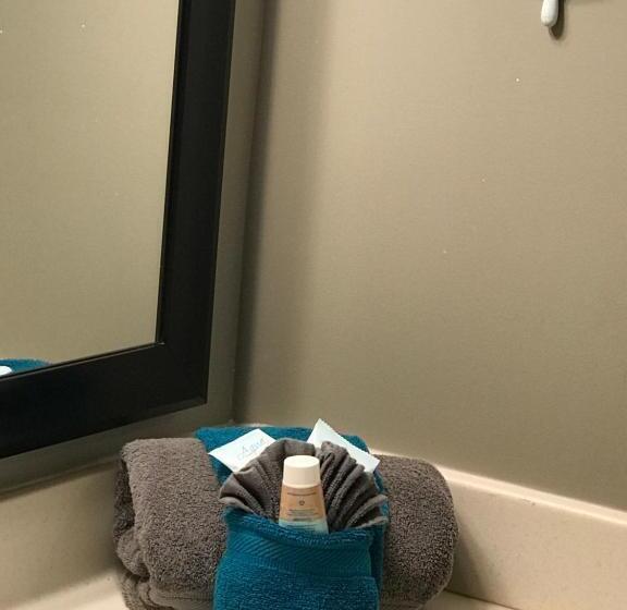 Hotel Spectacular Ocean Front Real 1 Bedroom Condo, 2 Ba