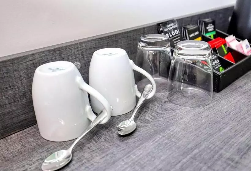 Microtel By Wyndham Wellington