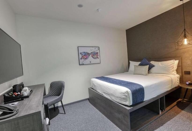 Microtel By Wyndham Wellington