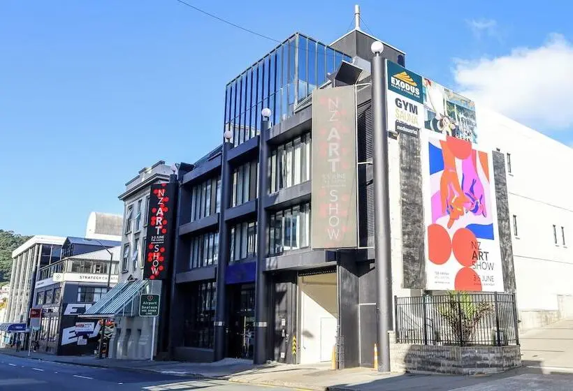 Microtel By Wyndham Wellington