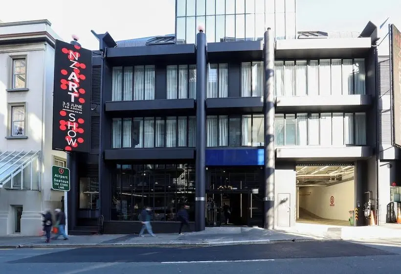 Microtel By Wyndham Wellington