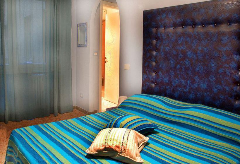 Angolo Romano Bed & Breakfast