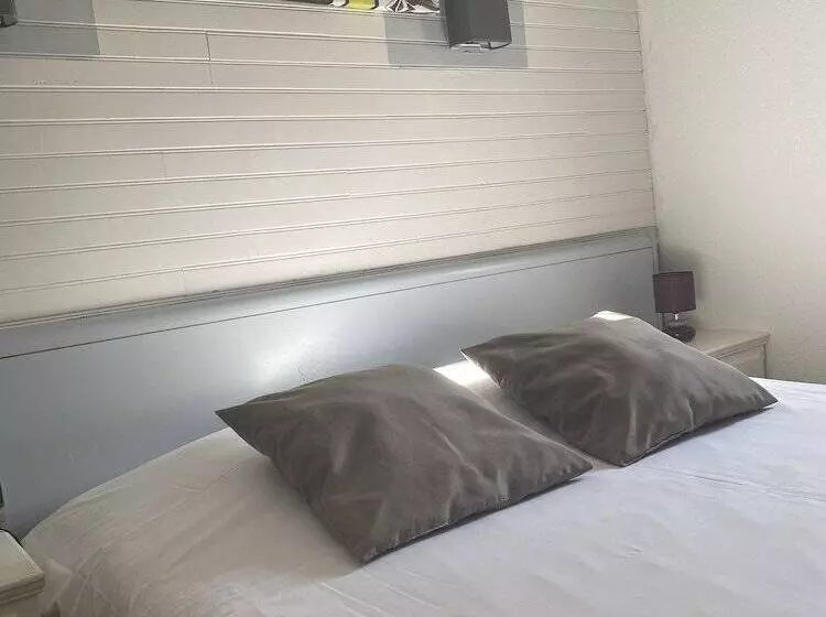 酒店 Auberge Des Pins