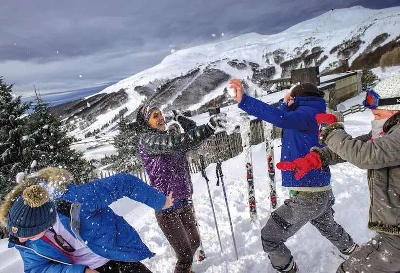 Отель Belambra Clubs Superbesse  Le Chambourguet