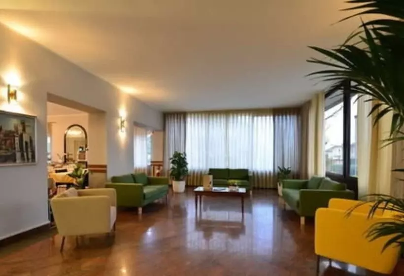 ホテル Bella Peschiera