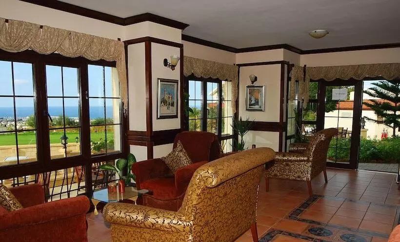 Отель Bellapais Monastery Village