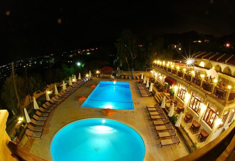 هتل Bellapais Monastery Village