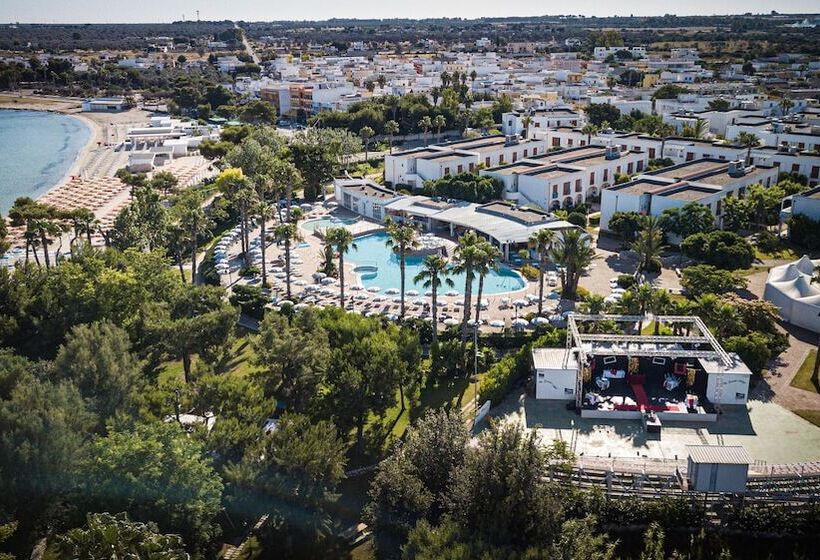 فندق Blu Salento Village