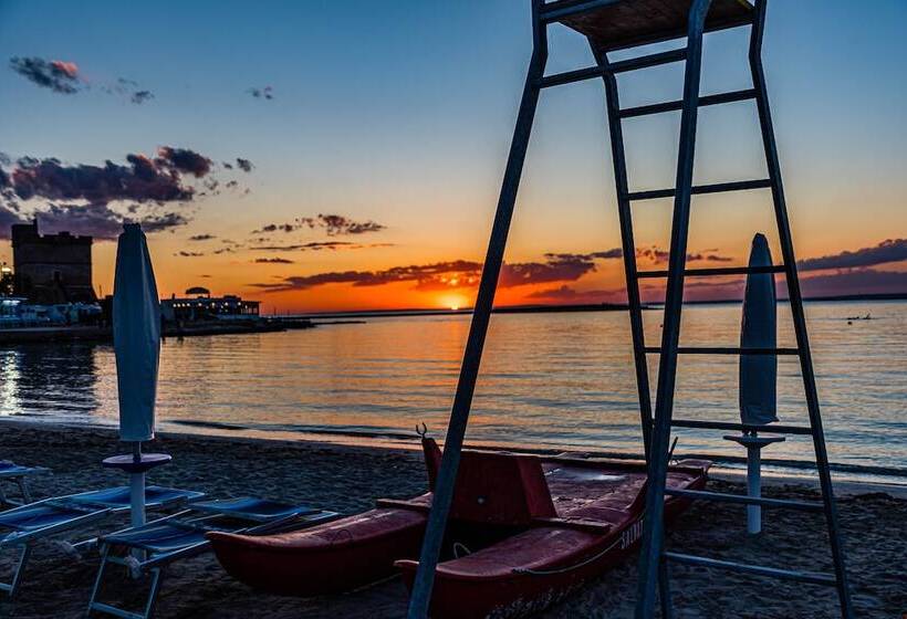 فندق Blu Salento Village