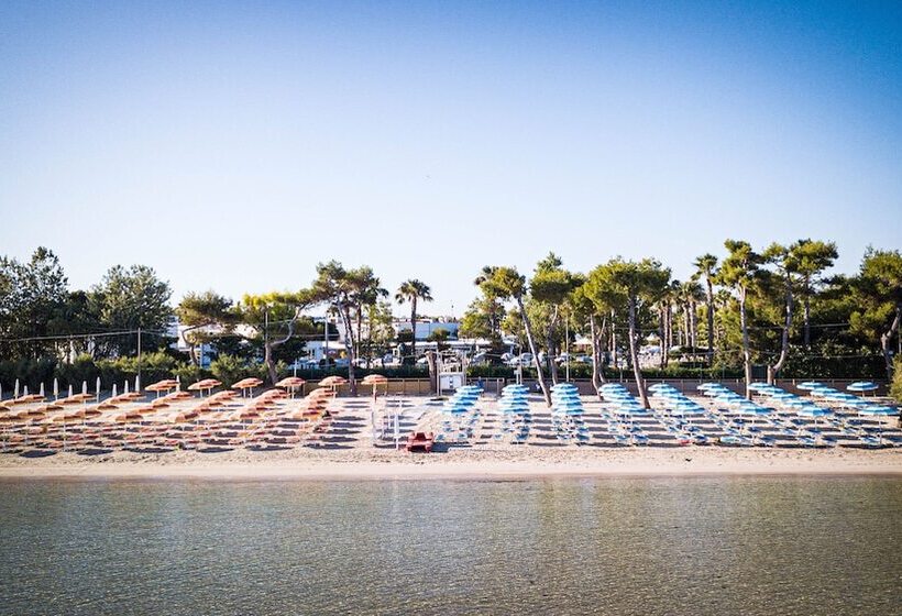 فندق Blu Salento Village