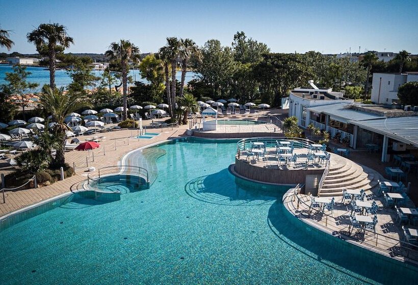 فندق Blu Salento Village