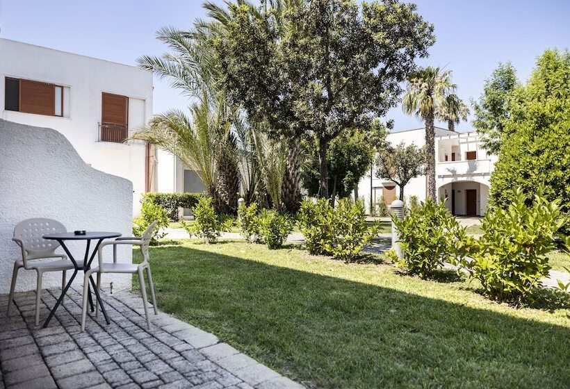 فندق Blu Salento Village