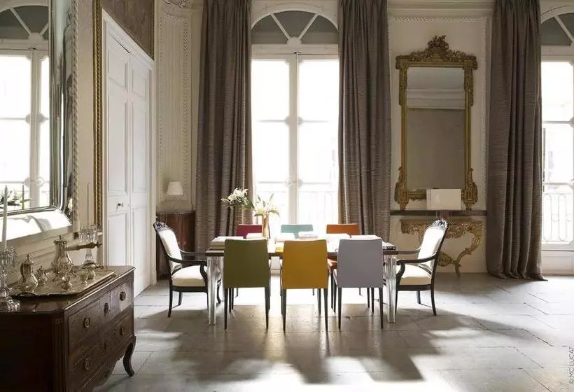 ホテル Boutique  Baudon De Mauny