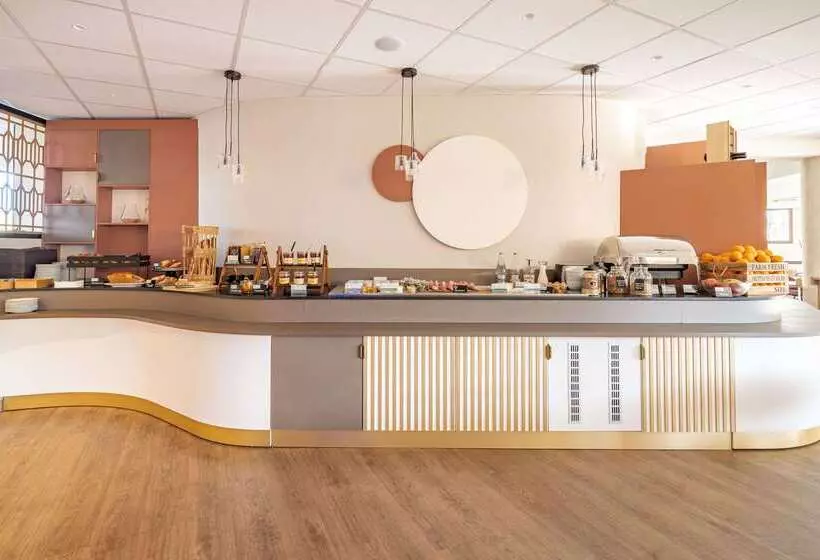 Brit Hotel Angers Parc Expo   L Acropole