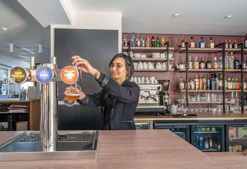 Brit Hotel Angers Parc Expo L Acropole