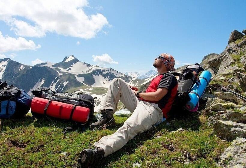 בית מלון כפרי Central