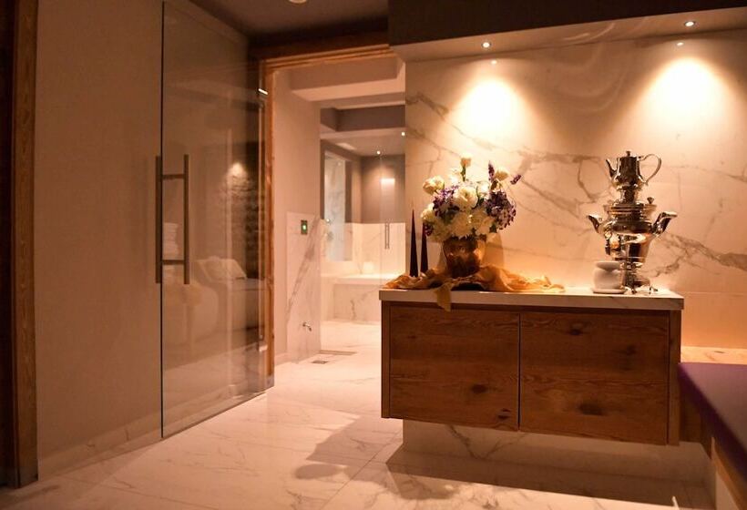 בית מלון כפרי Central