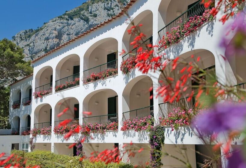 هتل Della Piccola Marina