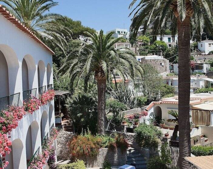 هتل Della Piccola Marina