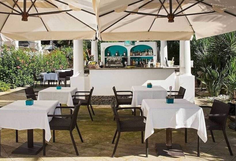 هتل Della Piccola Marina