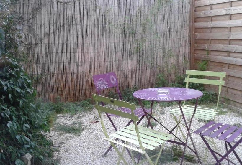 בית מלון כפרי Bleu Riviera