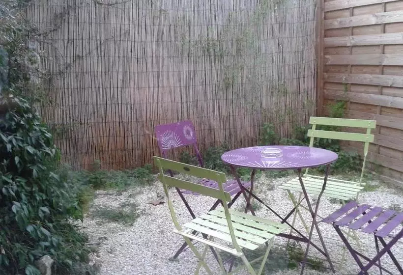 בית מלון כפרי Bleu Riviera