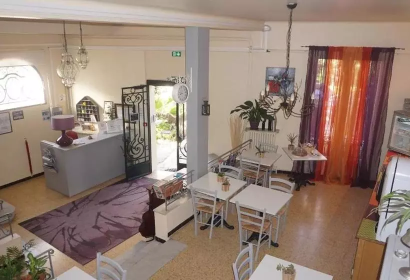 בית מלון כפרי Bleu Riviera