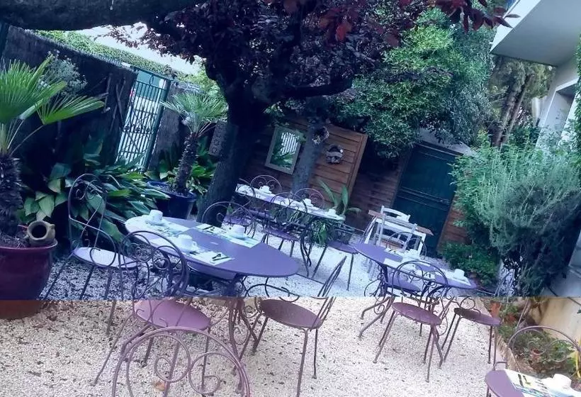 בית מלון כפרי Bleu Riviera