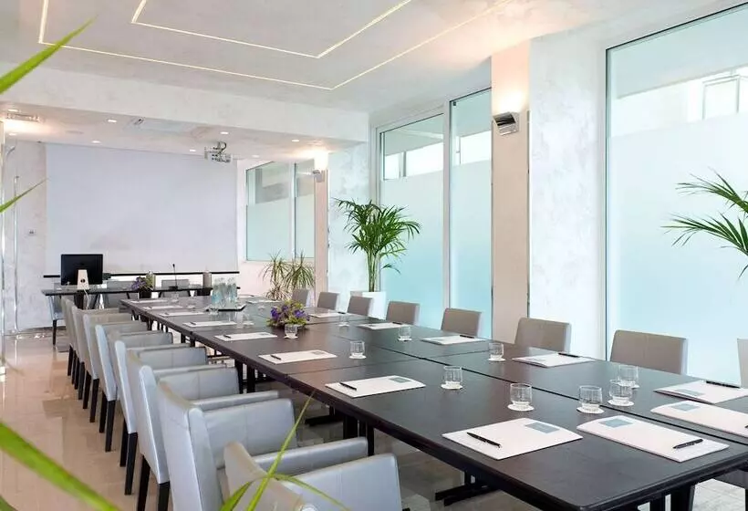 Mercure Hotel Rimini Artis