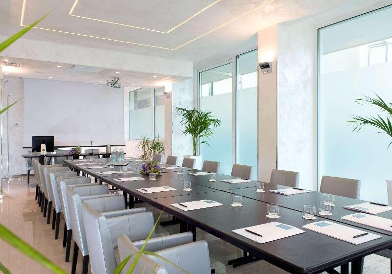 Mercure Hotel Rimini Artis